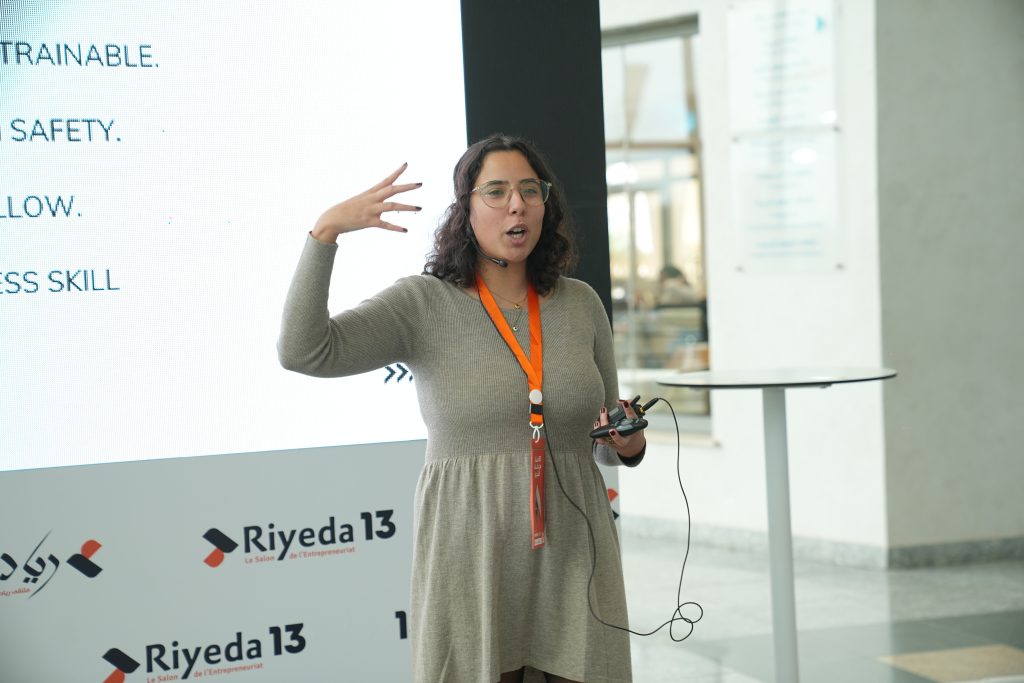 Sarra Kaak, mindset coach and author of the Disconnect To Connect blog